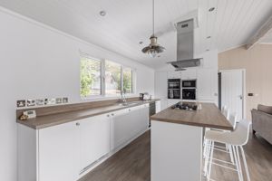 Photo 21- click for photo gallery